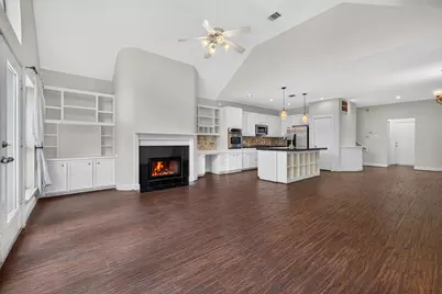 9813 Marlink, Houston, TX 77025 - Photo 8