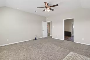 13009 Leisure Cove Dr, La Marque, TX 77568 - Photo 12