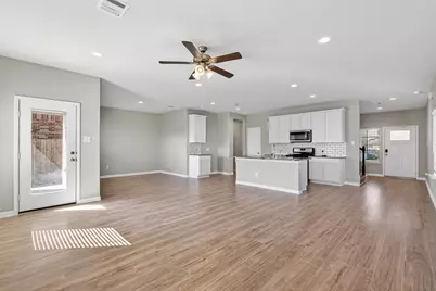 13009 Leisure Cove Drive, La Marque, TX 77568 - Photo 6