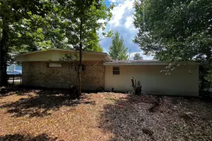 1380 Fairway St, Beaumont, TX 77703 - Photo 6