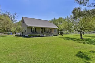 1 Wolfe Ln, Manvel, TX 77578 - Photo 4