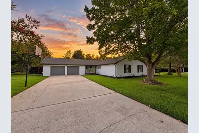 4425 Burditt Street, Santa Fe, TX 77510 - Photo 2