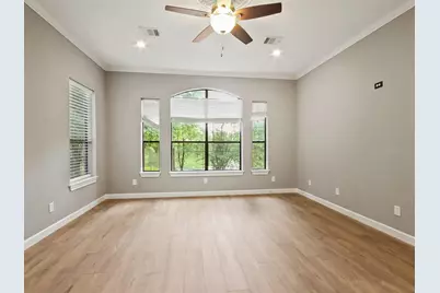 35 Susan Drive, Cleveland, TX 77327 - Photo 12