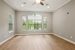 35 Susan Dr, Cleveland, TX 77327 - Photo 12