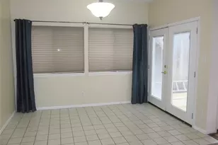 109 W 10th St, Houston, TX 77008 - Photo 6
