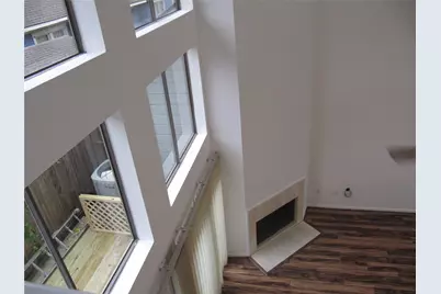 109 W 10 Street, Houston, TX 77008 - Photo 16