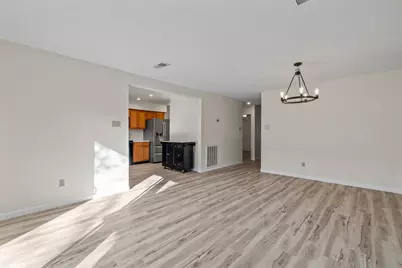 2125 Broadlawn Drive, Houston, TX 77058 - Photo 8