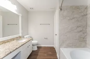 16102 Dawn Marie Ln, Sugar Land, TX 77498 - Photo 14