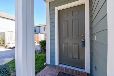 1702 Redwing Pines Drive, Houston, TX 77009 - Photo 4