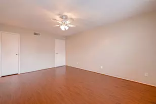 7597 Cambridge St, Houston, TX 77054 - Photo 24