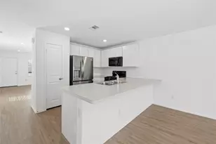 27006 Winward Crk Trl, Katy, TX 77493 - Photo 4