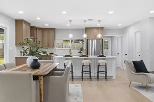 4610 Creekbend Dr, Houston, TX 77035 - Photo 10