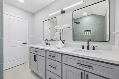 4610 Creekbend Drive, Houston, TX 77035 - Photo 22