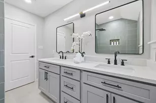 4610 Creekbend Dr, Houston, TX 77035 - Photo 22