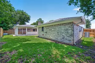 10714 Sagewind Dr, Houston, TX 77089 - Photo 46