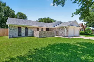 10714 Sagewind Dr, Houston, TX 77089 - Photo 2