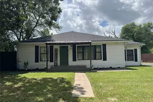 1909 Reese St, Liberty, TX 77575 - Photo 1