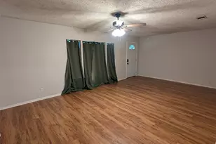 1909 Reese St, Liberty, TX 77575 - Photo 4
