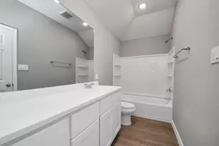 815 Jefferson Ave, Cleveland, TX 77327 - Photo 32