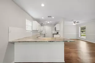 1930 Redway Ln, Houston, TX 77062 - Photo 10
