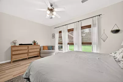 1057 Shadow Glenn Drive, Conroe, TX 77301 - Photo 22