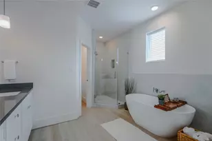 862 Paul Quinn St, Houston, TX 77091 - Photo 14