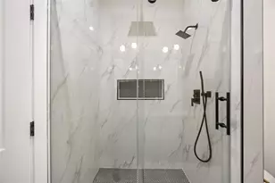 8015 Cora St, Houston, TX 77088 - Photo 28