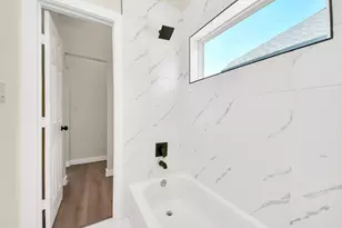 8025 Peachtree St, Houston, TX 77016 - Photo 20