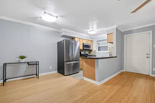 1404 Welch St, Houston, TX 77006 - Photo 1