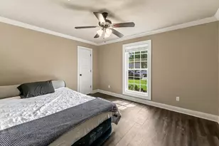 114 Elmwood St, Huntsville, TX 77320 - Photo 20