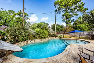 114 Elmwood Street, Huntsville, TX 77320 - Photo 2
