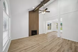 4503 Sugar Bars Dr, Friendswood, TX 77546 - Photo 6