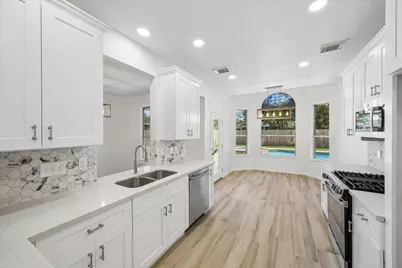 4503 Sugar Bars Drive, Friendswood, TX 77546 - Photo 12