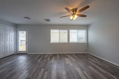 6247 Elton Knolls Street, Katy, TX 77449 - Photo 6