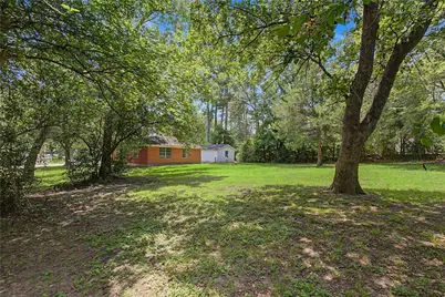 802 Cline Street, Huntsville, TX 77340 - Photo 24