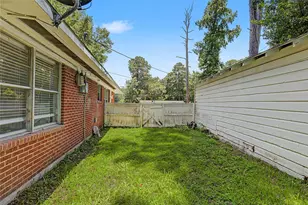 802 Cline St, Huntsville, TX 77340 - Photo 20