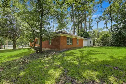 802 Cline Street, Huntsville, TX 77340 - Photo 22
