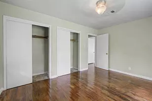 802 Cline St, Huntsville, TX 77340 - Photo 14