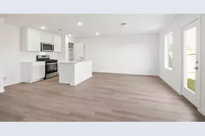 4532 Nevada Falls Drive, Conroe, TX 77303 - Photo 6