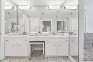 9035 Briar Forest Dr, Houston, TX 77024 - Photo 20