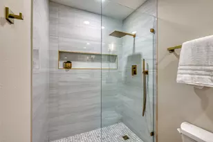 2829 Timmons Ln, Houston, TX 77027 - Photo 20