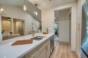 2829 Timmons Ln, Houston, TX 77027 - Photo 16