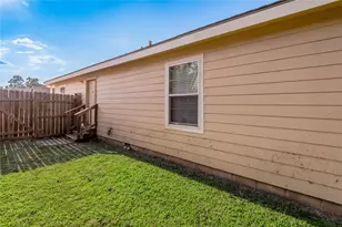 164 Varsity Dr, Huntsville, TX 77340 - Photo 34