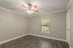 164 Varsity Dr, Huntsville, TX 77340 - Photo 28