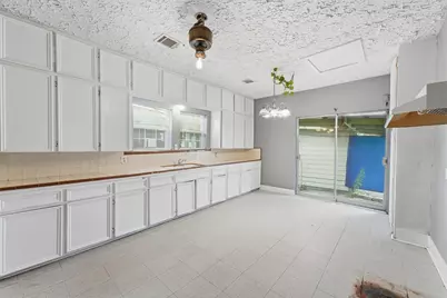 5709 Sherman Street, Houston, TX 77011 - Photo 14