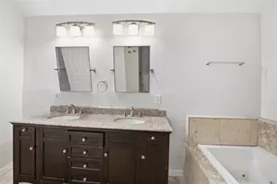 2028 Sandy Knoll Dr, Missouri City, TX 77489 - Photo 14
