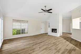 2028 Sandy Knoll Dr, Missouri City, TX 77489 - Photo 2
