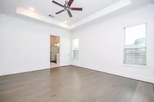 8515 S Rose Terrace Ln, Houston, TX 77055 - Photo 12