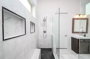 8515 S Rose Terrace Ln, Houston, TX 77055 - Photo 16