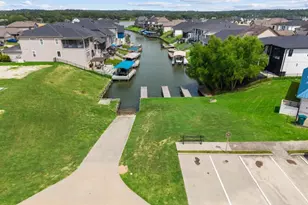10884 South Lake Mist Lane, Willis, TX 77318 - Photo 30